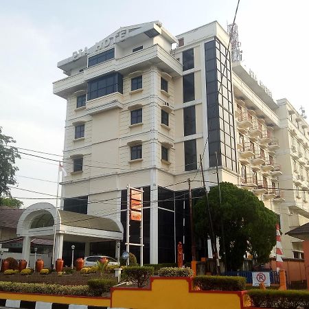 Hotel Bumi Asih Padangsidimpuan Batubelubang Ngoại thất bức ảnh