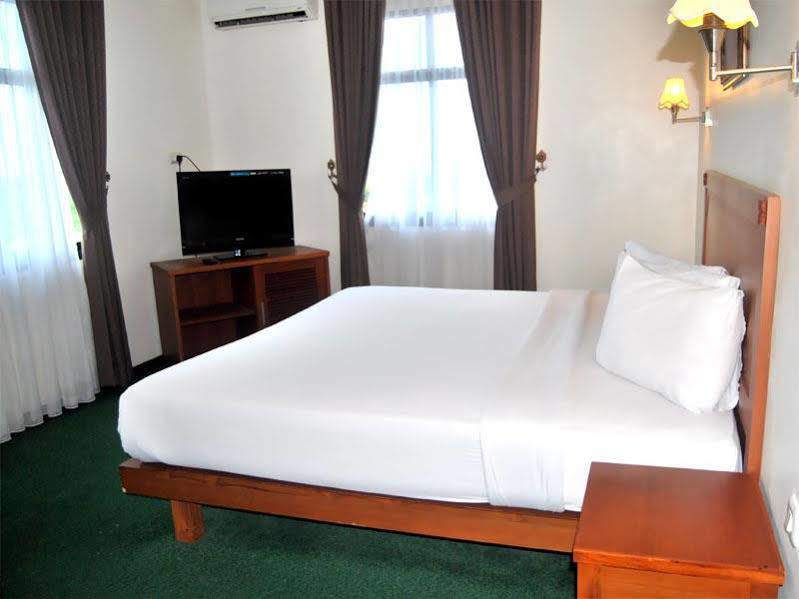 Hotel Bumi Asih Padangsidimpuan Batubelubang Ngoại thất bức ảnh
